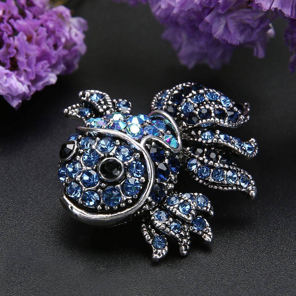 Vintage Cute Blue Crystal Fish Brooches